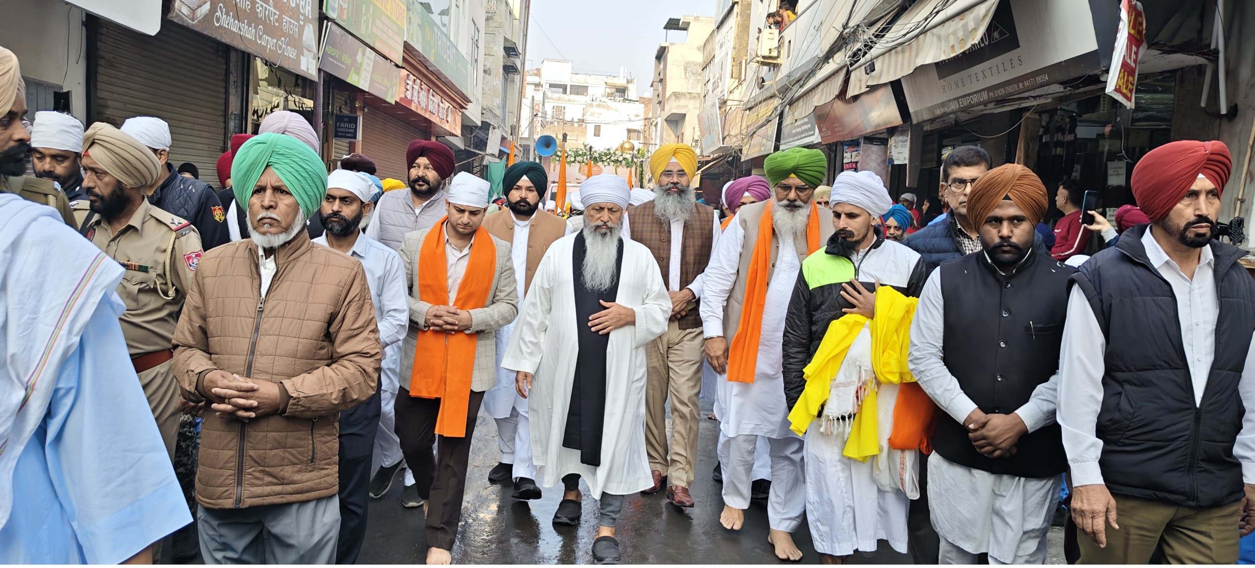 ਸ੍ਰੀ ਗੁਰੂ ਤੇਗ਼ ਬਹਾਦਰ ਜੀ ਦੇ 350ਵੇਂ ਸ਼ਹੀਦੀ ਦਿਹਾੜੇ ਨੂੰ ਸਮਰਪਿਤ ਵਿਸ਼ਾਲ ਨਗਰ ਕੀਰਤਨ ਫਰੀਦਕੋਟ ਤੋਂ ਰਵਾਨਾ