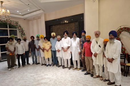 ਸ਼੍ਰੋਮਣੀ ਅਕਾਲੀ ਦਲ (ਪੁਨਰ ਸੁਰਜੀਤ) ਦੀ ਹੋਈ ਵਿਸ਼ੇਸ਼ ਮੀਟਿੰਗ ਦਾਸਤਾਨ ਵਿਖੇ- ਰਣਜੀਤ ਸਿੰਘ ਔਲਖ ਅਮਨਿੰਦਰ ਸਿੰਘ ਬੰਨੀ ਬਰਾੜ
